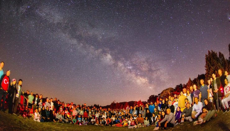 ASTRONOMİ TUTKUNLARI DERİN UZAYI KEŞFETMEK İÇİN TOPUKLU YAYLASI’NDA BULUŞTU!